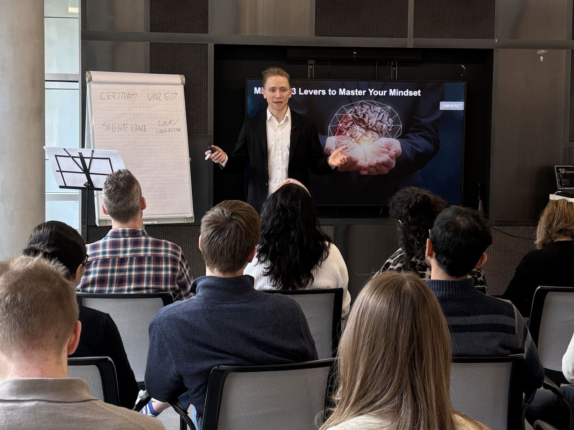 Bright Minds Training Background